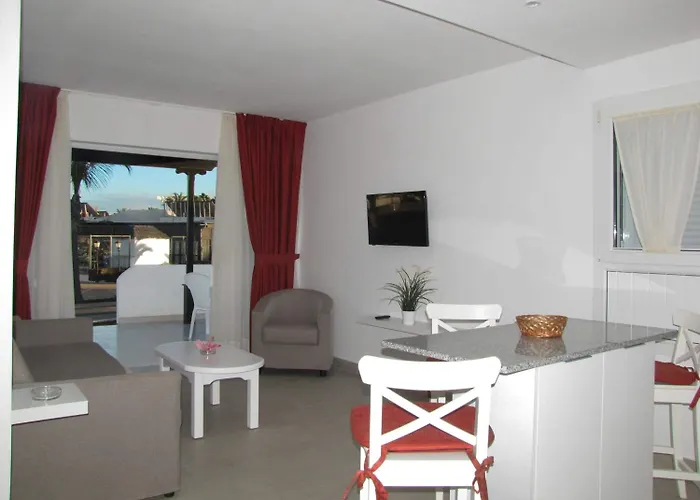 Playa Limones Hotell